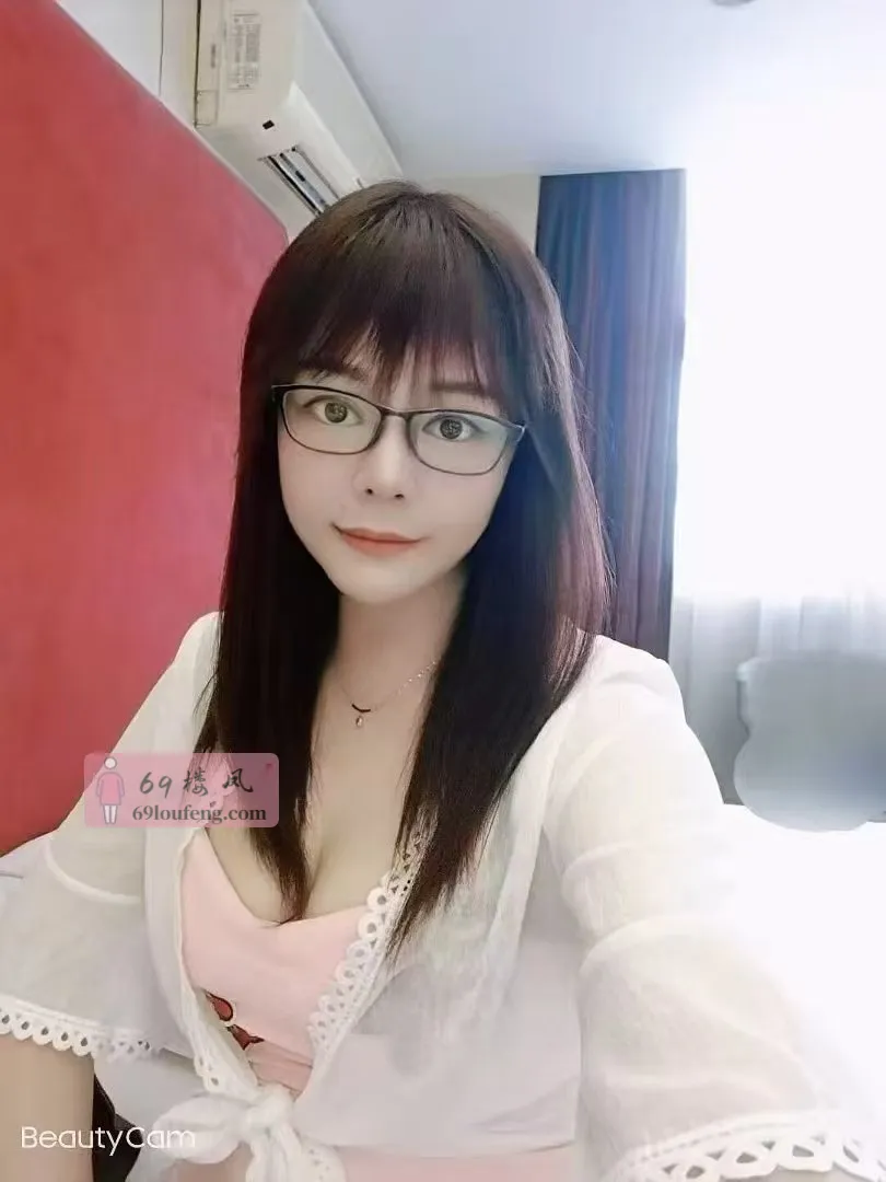 颜值大奶美御姐 - 广西-南宁 楼凤实拍第1张