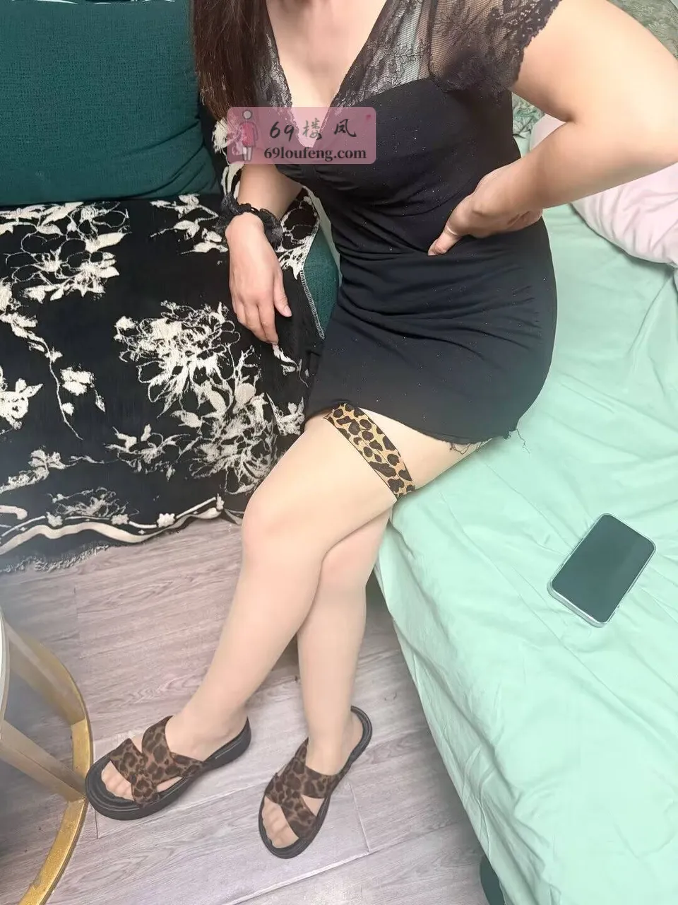 中出巨乳翘臀尤物 - 江苏-无锡 楼凤实拍第3张