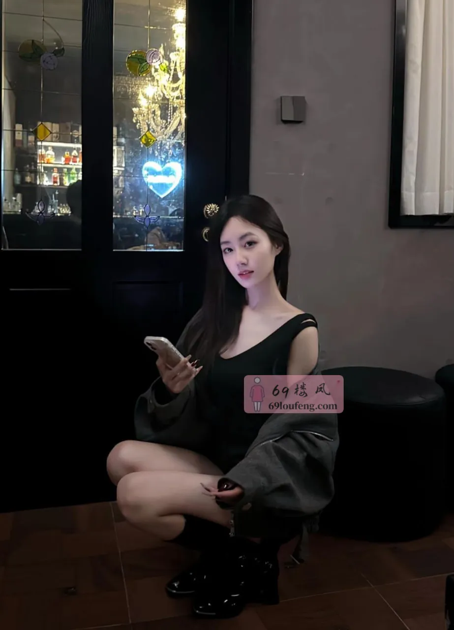 江南天花板的美女,短期兼职,过一久成私家车就可惜了! - 江苏-南京 楼凤实拍第5张