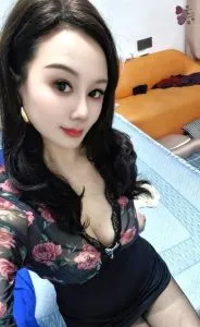 【独家】浙江 - 温州 老师 大波御姐 内部实拍