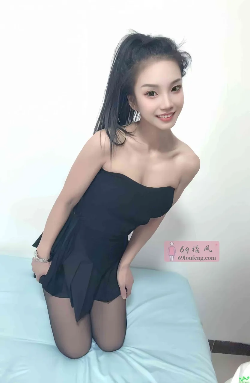 白云区长腿黑丝制服莎莎 - 广东-广州 楼凤实拍第4张