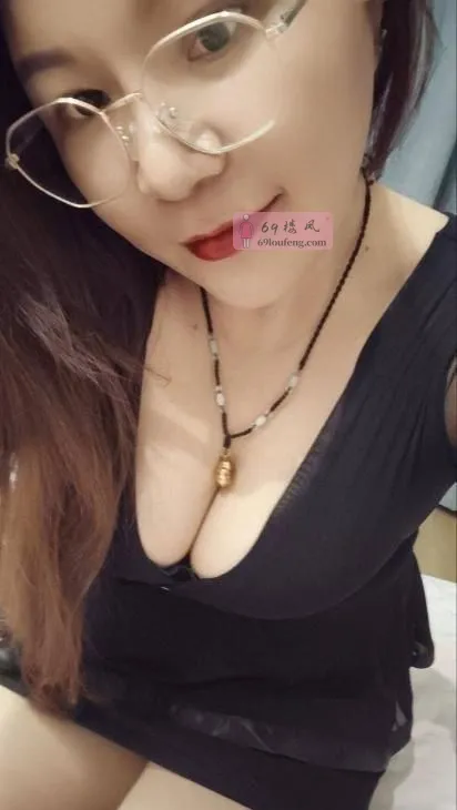 反差骚母狗 - 江苏-南京 楼凤实拍第3张
