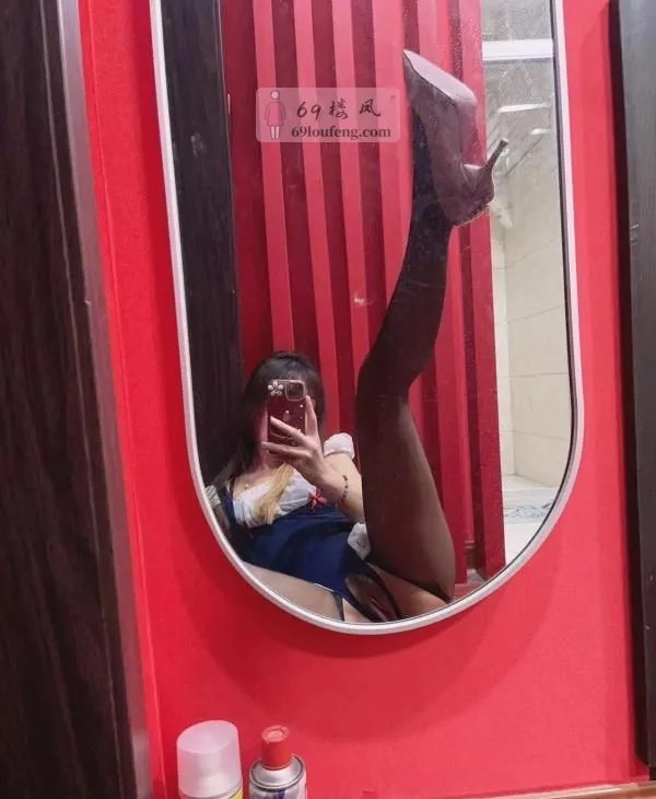 无锡新吴大屁股香香 - 江苏-无锡 楼凤实拍第3张