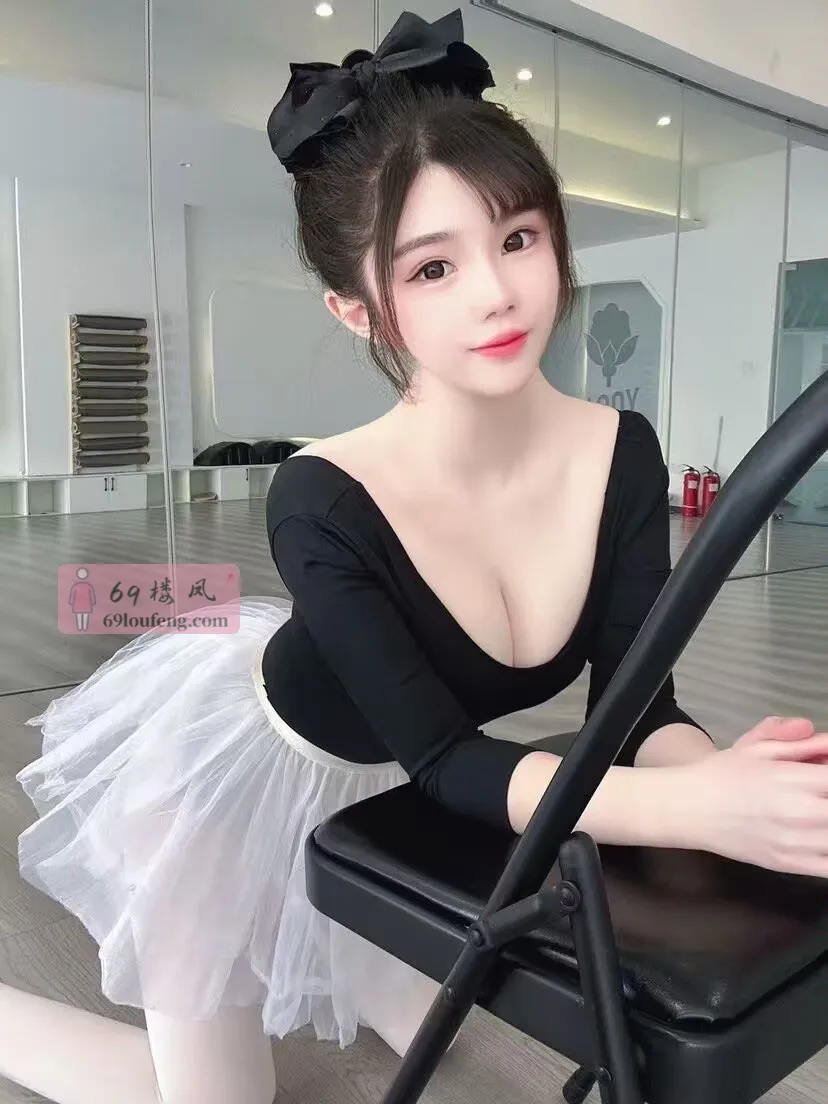 05后白虎嫩妹 - 安徽-合肥 楼凤实拍第3张