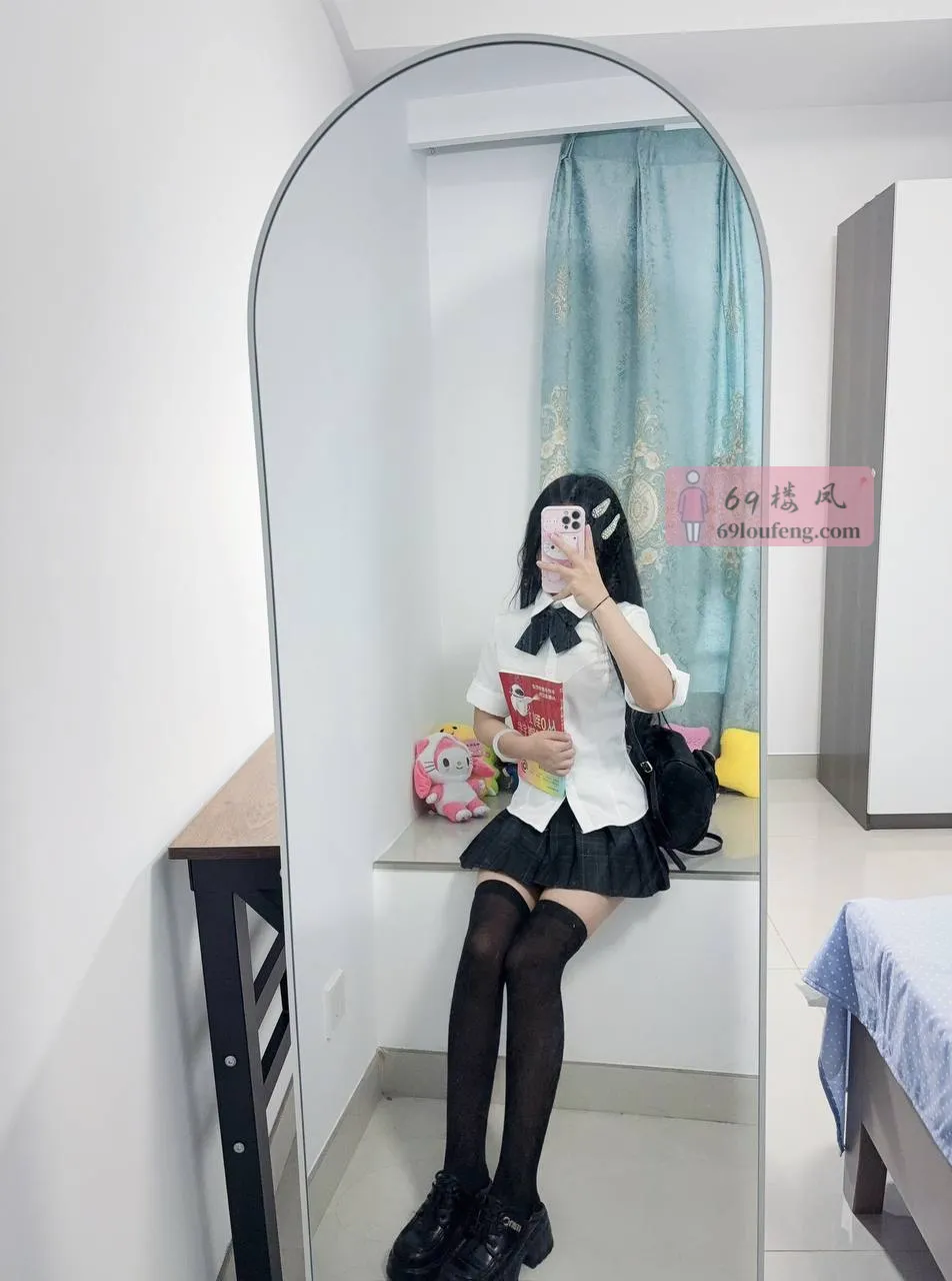 很不错的coser，有很多角色，身材还不错，颜值中上 - 江苏-南京 楼凤实拍第3张