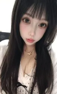 丰满翘臀情趣美骚妇 现场拍摄照片 (江苏 - 南京)