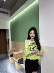 点击查看 广西 - 南宁 高挑纹身女菜菜 更多实拍详情