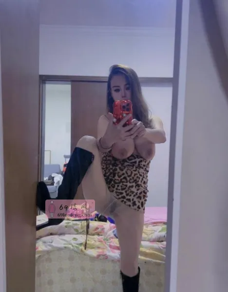 巨乳少妇 玫瑰 - 广东-深圳 楼凤实拍第1张