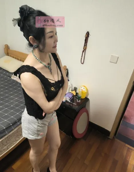 闵行巨乳少妇 - 上海-闵行区 楼凤实拍第2张