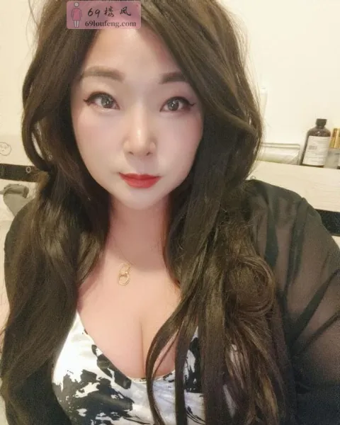 三通骚臀老师 - 广东-深圳 楼凤实拍第1张