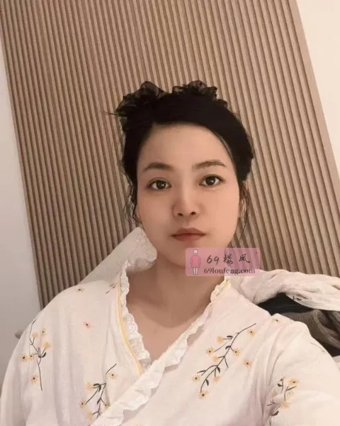 中项梦梦 - 江苏-南京 楼凤实拍第2张