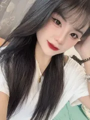 杭州妹妹蒋芯 真实工作室环境 (地点：浙江 - 杭州)