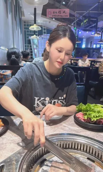 车震小龙女 - 江苏-无锡 楼凤实拍第3张