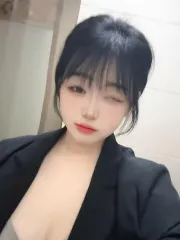 【独家】江西 - 南昌 老师 年轻微胖大胸妹 内部实拍