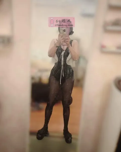 三通肥美熟妇 - 湖北-武汉 楼凤实拍第4张