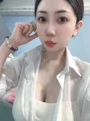 四川 - 成都 宅男福利推荐：爱健身的御姐媛欣 实景