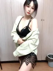 上海 - 长宁区 宅男福利推荐：长宁妹子希言 实景