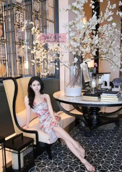 爆乳E斯斯 - 广东-广州 楼凤实拍第3张