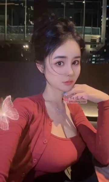 爆乳E斯斯 - 广东-广州 楼凤实拍第4张