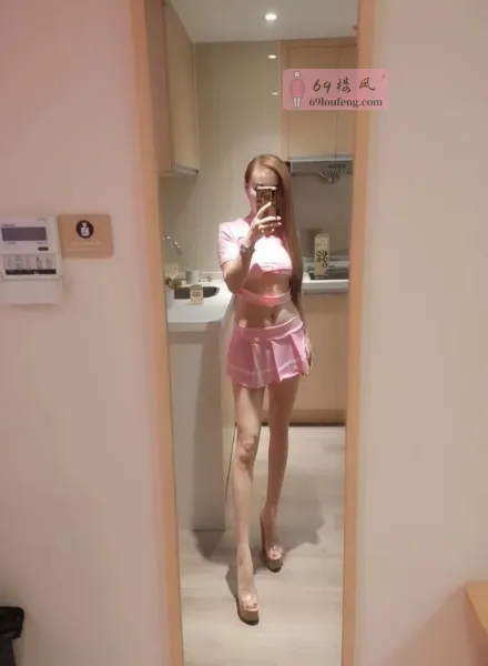 雨花吾悦兼职美甲师 - 江苏-南京 楼凤实拍第3张