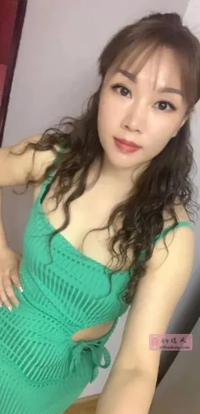 一字马欢欢回归 - 四川-成都 楼凤实拍第2张