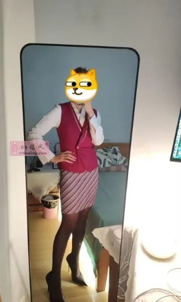制服Queen彤歆 - 上海-普陀区 楼凤实拍第4张