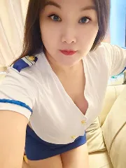 四川 - 成都高颜值老师东门微胖大胸御姐实拍