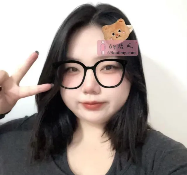 成都微胖巨乳小坦克 - 四川-成都 楼凤实拍第1张