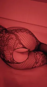 广东 - 东莞 舌吻三通的风骚黑蝴蝶 纯天然无科技实景