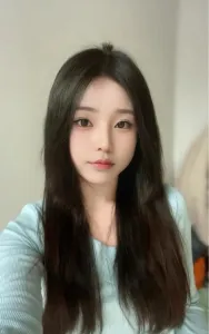 普陀周周小美女 真实工作室环境 (地点：上海 - 普陀区)