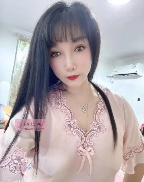 姑苏大奶熟女小影 - 江苏-苏州 楼凤实拍第2张