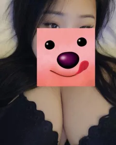 上海 - 宝山区高颜值老师巨乳丰满妹妹实拍