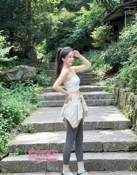 一字马媚儿回归 - 广东-深圳 楼凤实拍第2张