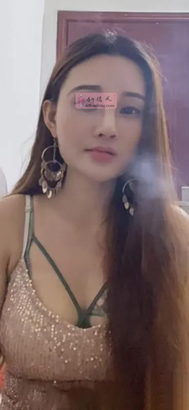 本地小骚货 - 海南-海口 楼凤实拍第2张