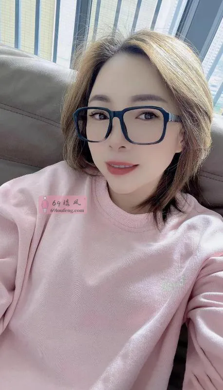 越秀区眼镜轻熟姐 - 广东-广州 楼凤实拍第2张