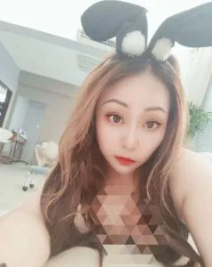 【实拍】广东 - 广州 海珠区兔女郎小优 个人展示图