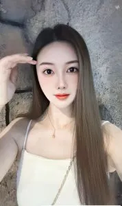 性感颜值Selina 在线预约参考图 - 上海 - 普陀区站街快餐