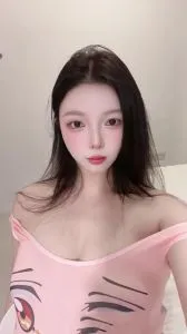 点击查看 广东 - 广州 天河区大胸长腿模特姐姐 更多实拍详情