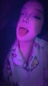 【浙江 - 杭州】杭州钱塘微胖嫩妹 最新实拍图片