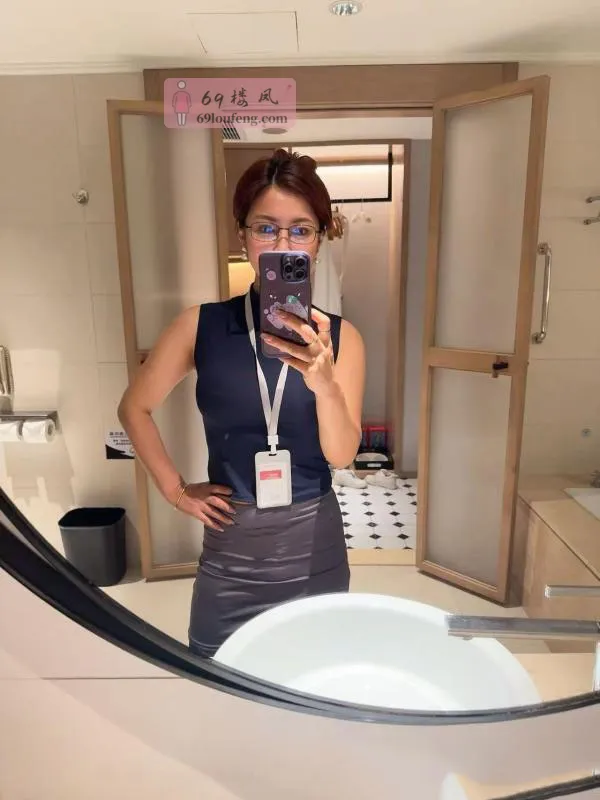 海珠区OL制服少妇 - 广东-广州 楼凤实拍第3张