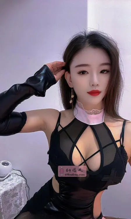 【龙岗区】制服骚丝青青 - 广东-深圳 楼凤实拍第1张