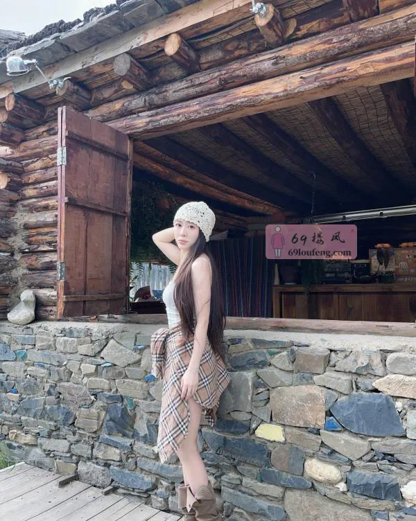 肤白高挑长腿颜值妹子 - 北京-朝阳区 楼凤实拍第3张