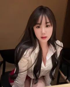 江西 - 南昌 宅男福利推荐：【东湖区】气质长腿云老师 实景