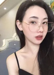 点击查看 广东 - 佛山 【禅城区】反差小萝莉阳阳 更多实拍详情