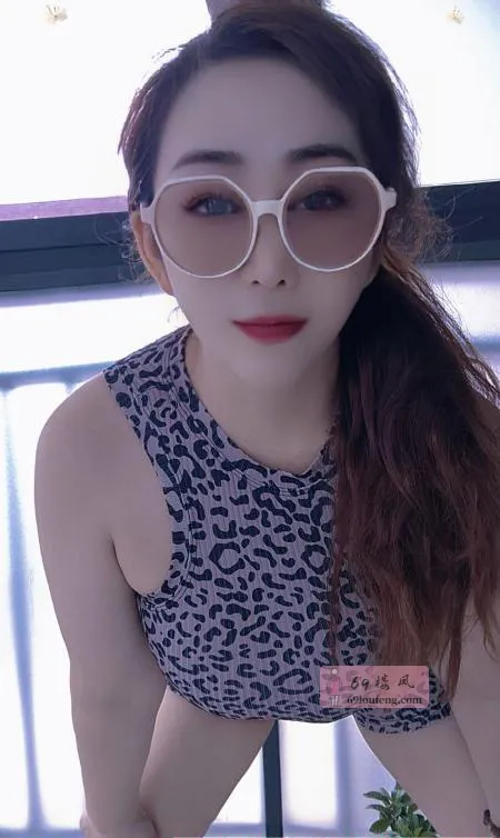 【洪山区】服务耐心熟女 - 湖北-武汉 楼凤实拍第3张