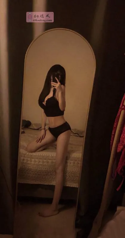 身材苗条肤白小希 - 上海-静安区 楼凤实拍第2张