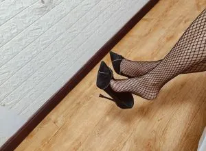 河北区丝足花式 真实工作室环境 (地点：天津 - 河北区)