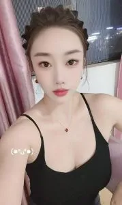 江苏 - 无锡 【江阴市】性感大胸妹子 纯天然无科技实景