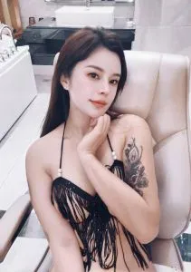 广东 - 东莞 附近最火老师 【南城】混血若兰 照片墙