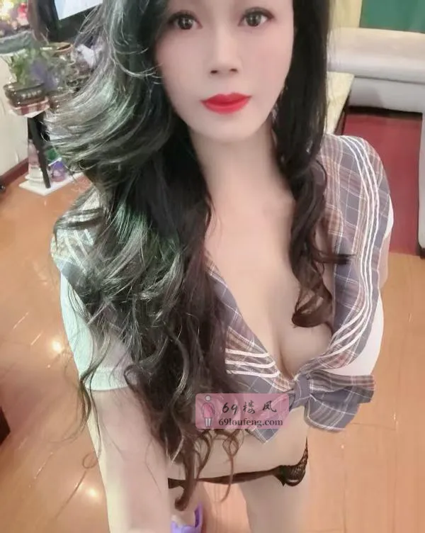 好色人妻珊珊 - 重庆-南岸区 楼凤实拍第1张